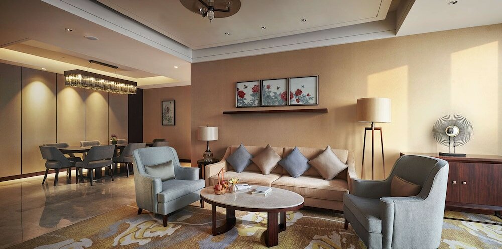 Фото Shangri La Hotel Yiwu