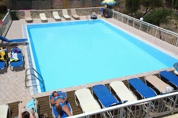 Фото Acropolis Apartments