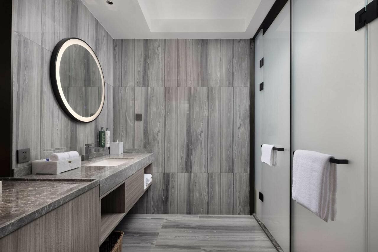 Фото Hilton Garden Inn Jiangmen Xinhui