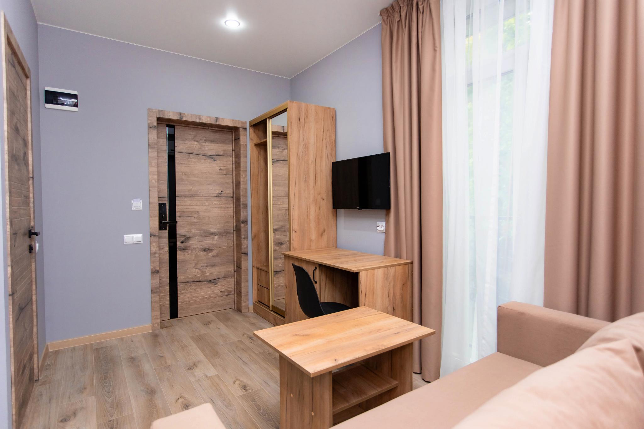 Фото Карс Делюкс