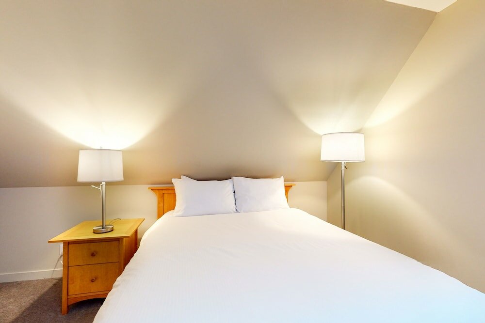 Фото Whistler Peak Lodge