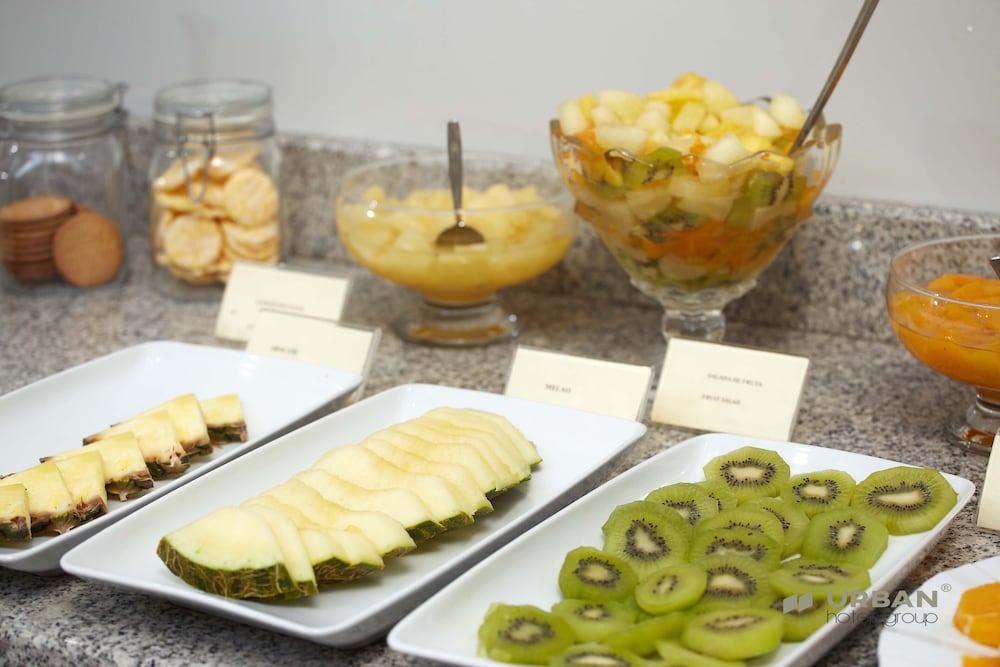 Фото Urban Hotel Amadeos