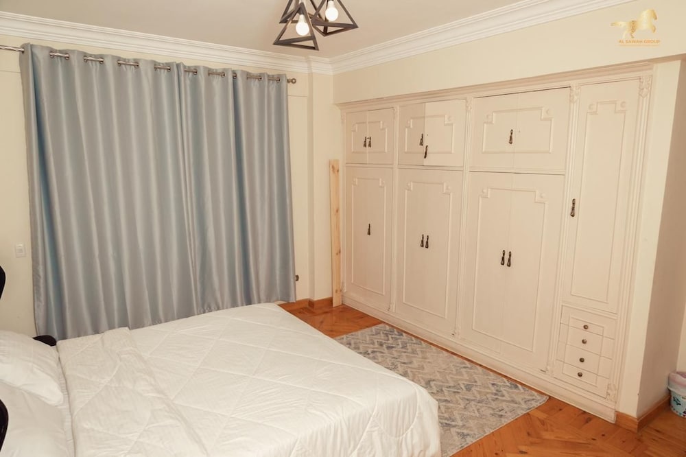 Фото Villa In Deplomaseen District