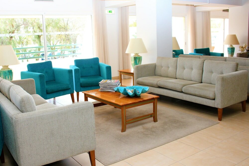 Фото Ourabay Hotel Apartamento