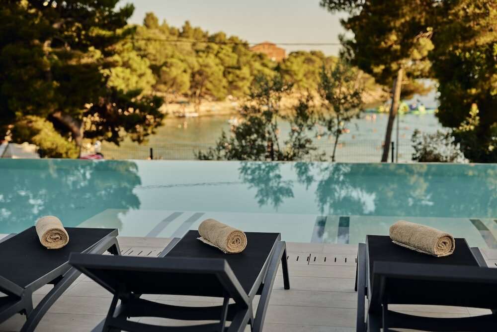 Фото Colentum Resort Murter