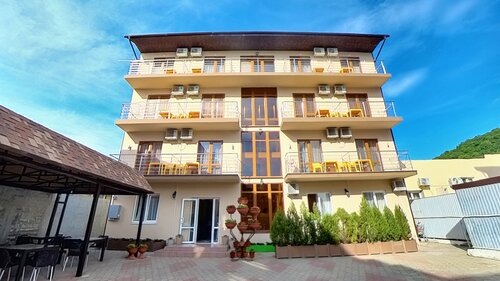 Гостевой дом Изумруд в Новомихайловском