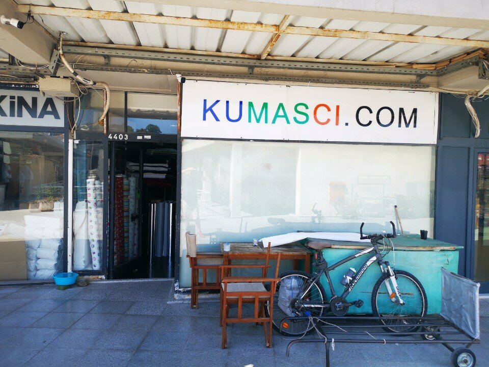Manufacture and sale of textiles Kumasci, Istanbul, photo