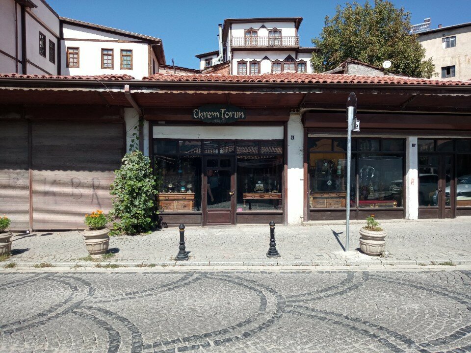 Antique store Ekrem Torun, Ankara, photo
