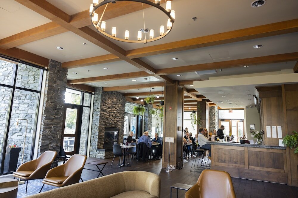 Фото The Oswego Hotel