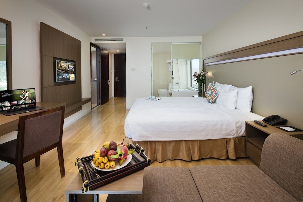 Фото King Town Grand Hotel