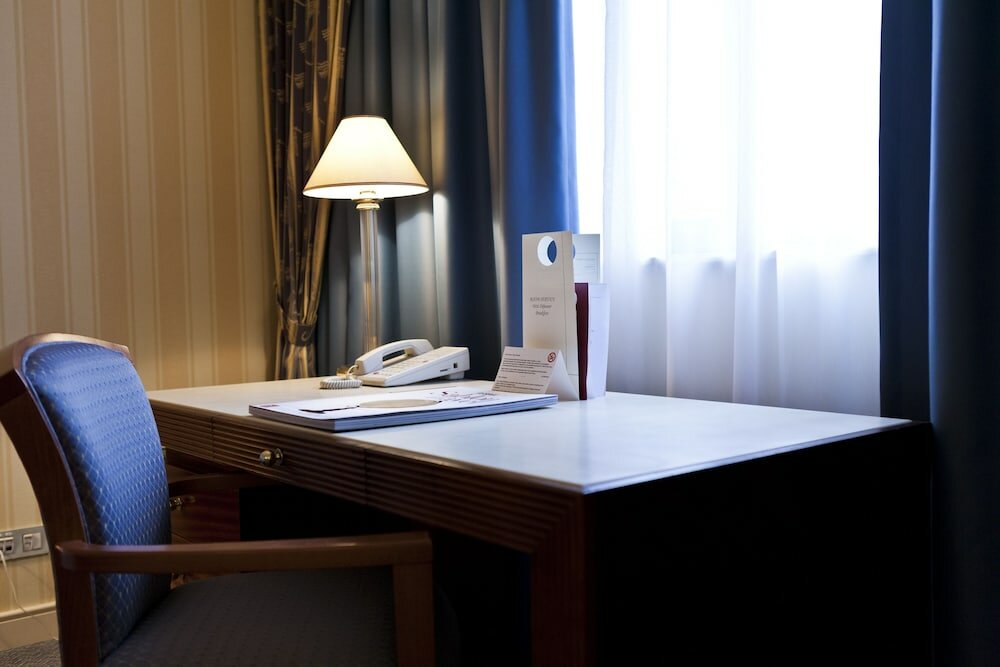 Фото Le Châtelain