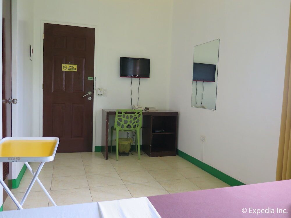 Фото First Pacific Inn