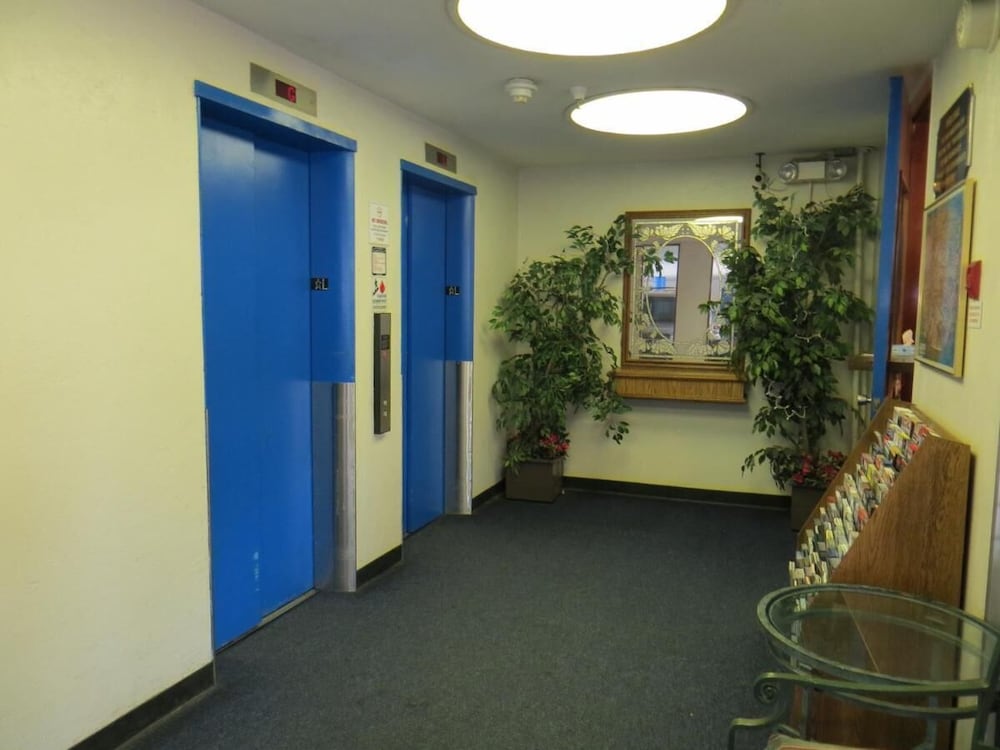 Фото Royal Pacific Motor Inn