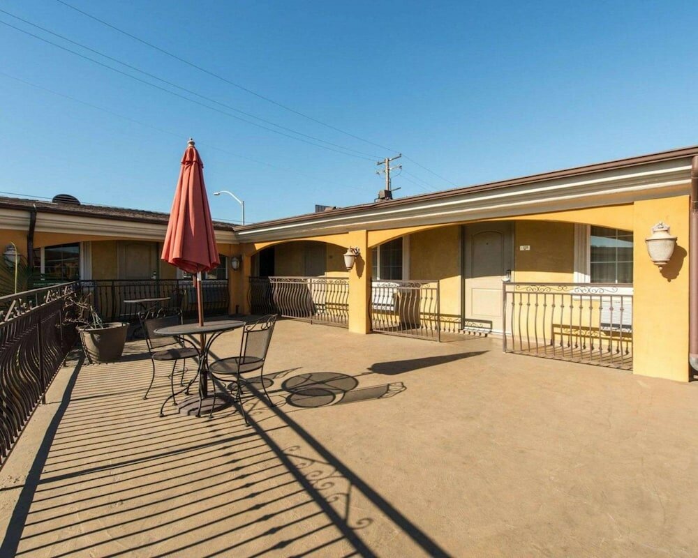 Фото Santa Fe Inn Los Angeles