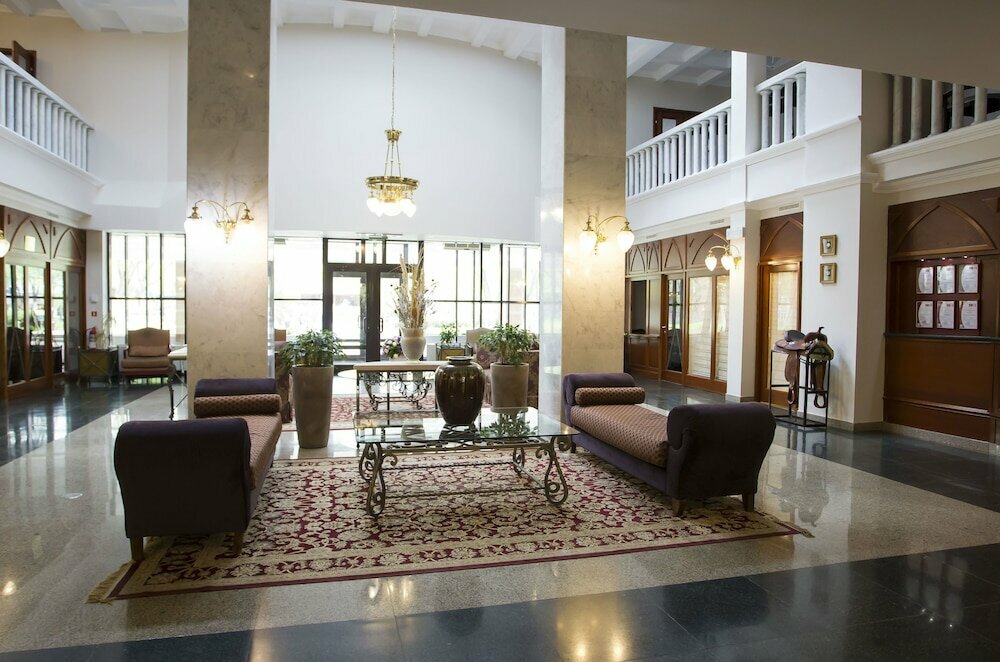 Қонақ үй Atyrau Dastan Hotel, Атырау, фото
