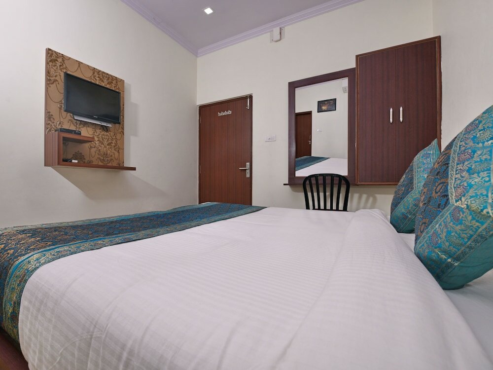 Фото The Century Plaza Hotel