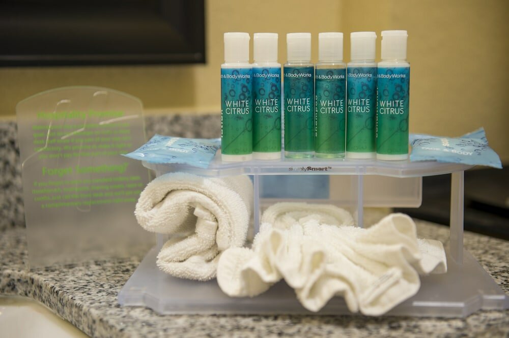 Фото Holiday Inn Express Hotel & Suites - Houston Space Center, an Ihg Hotel