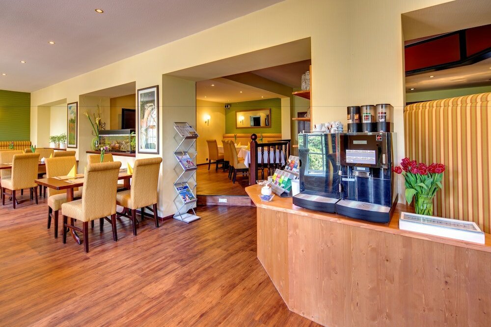 Фото Hotel Am Stadtpark