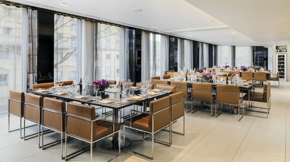 Фото H10 London Waterloo