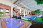 Golden (Starovatutinsky Drive, 14) ، نادي اللياقة البدنية