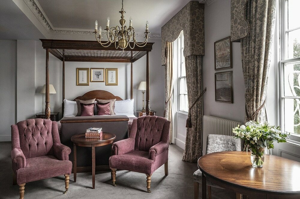 Фото Bailbrook House Hand Picked