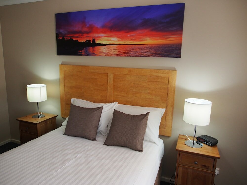 Фото Dongara Hotel Motel