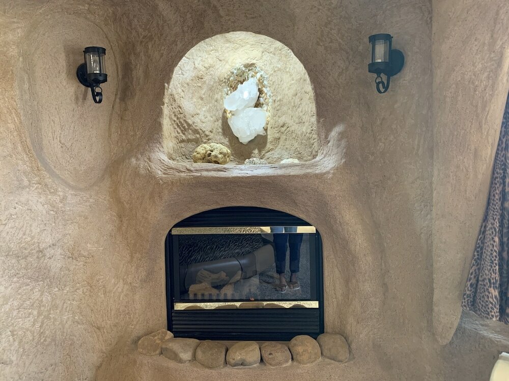 Фото Designer Inn & Suites