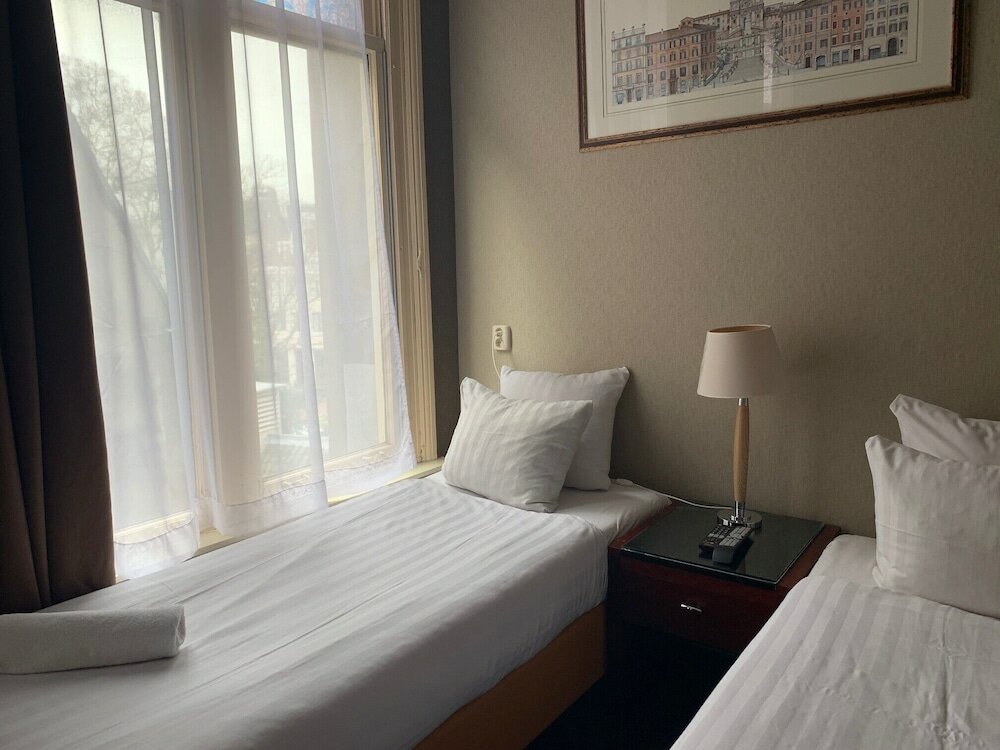 Фото Hotel Di Ann Amsterdam City Centre