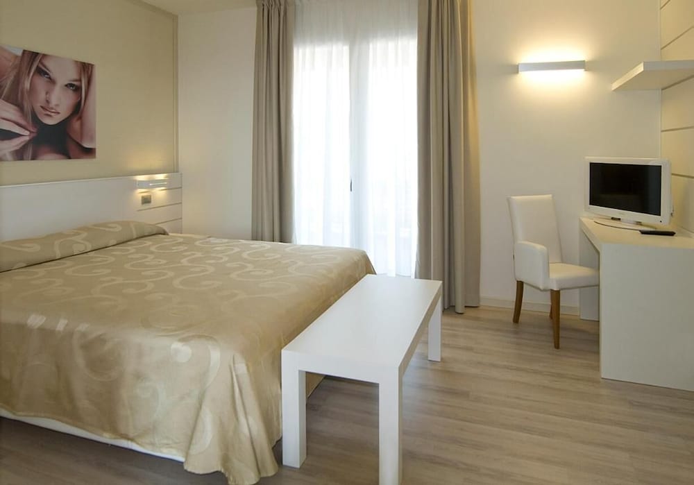 Фото Hotel Vienna