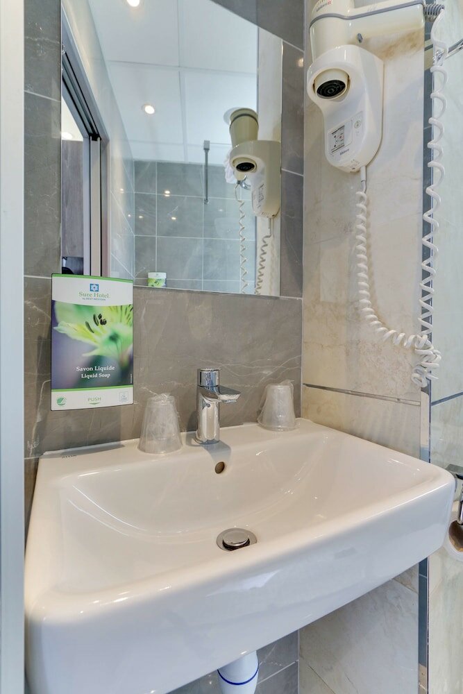 Фото Sure Hotel by Best Western Paris Gare du Nord