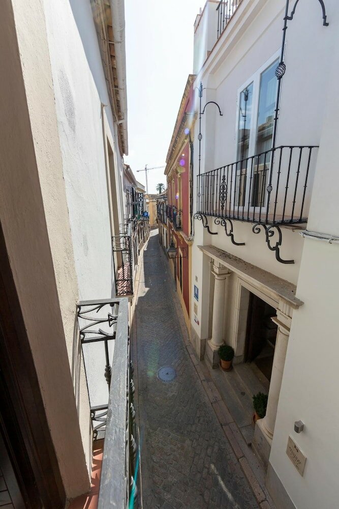 Фото Los Omeyas Hotel