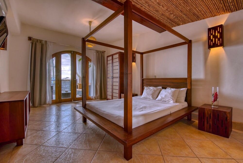 Фото Hotel Alcazar