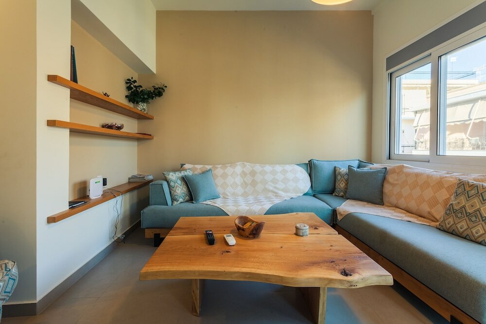 Фото Upscale Modern Escape in the Historic Center