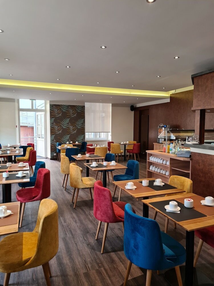 Фото Hotel La Guimbarde