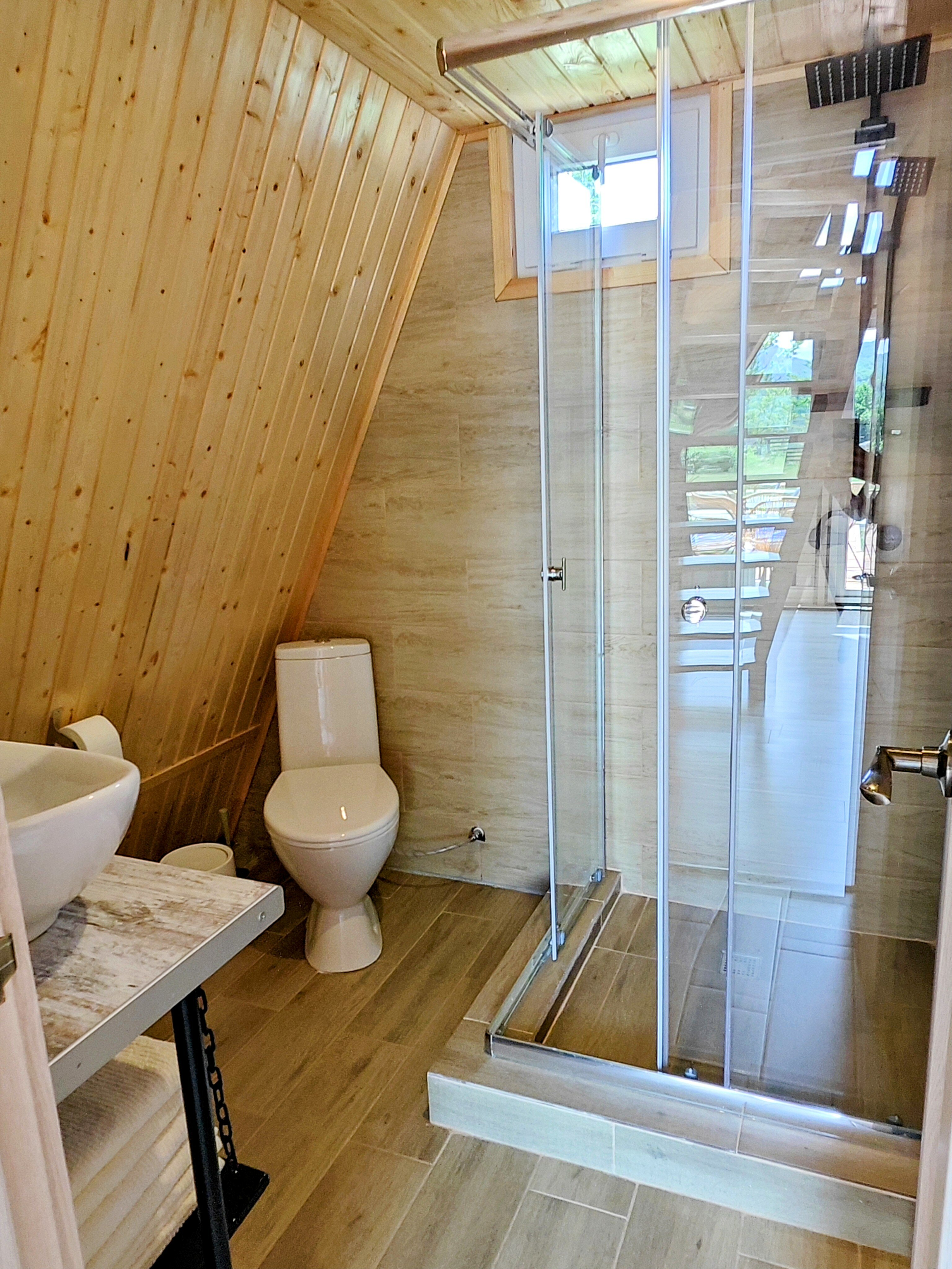 Фото Feshin Forest