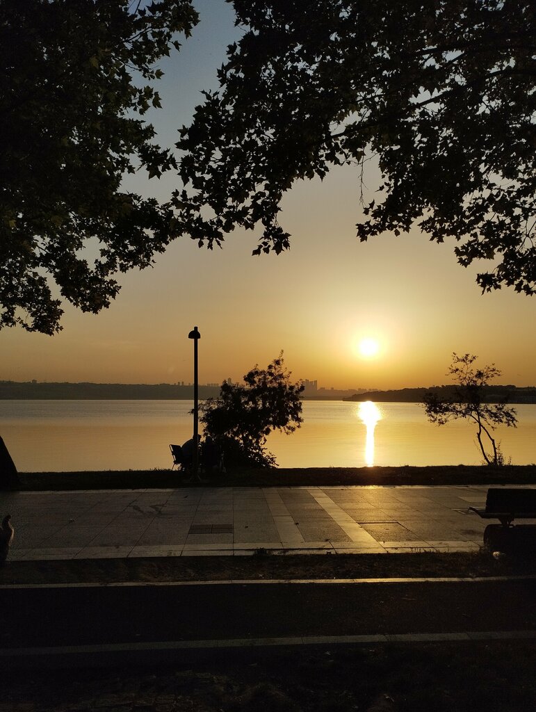 Park Küçükçekmece Lake Park, Istanbul, photo