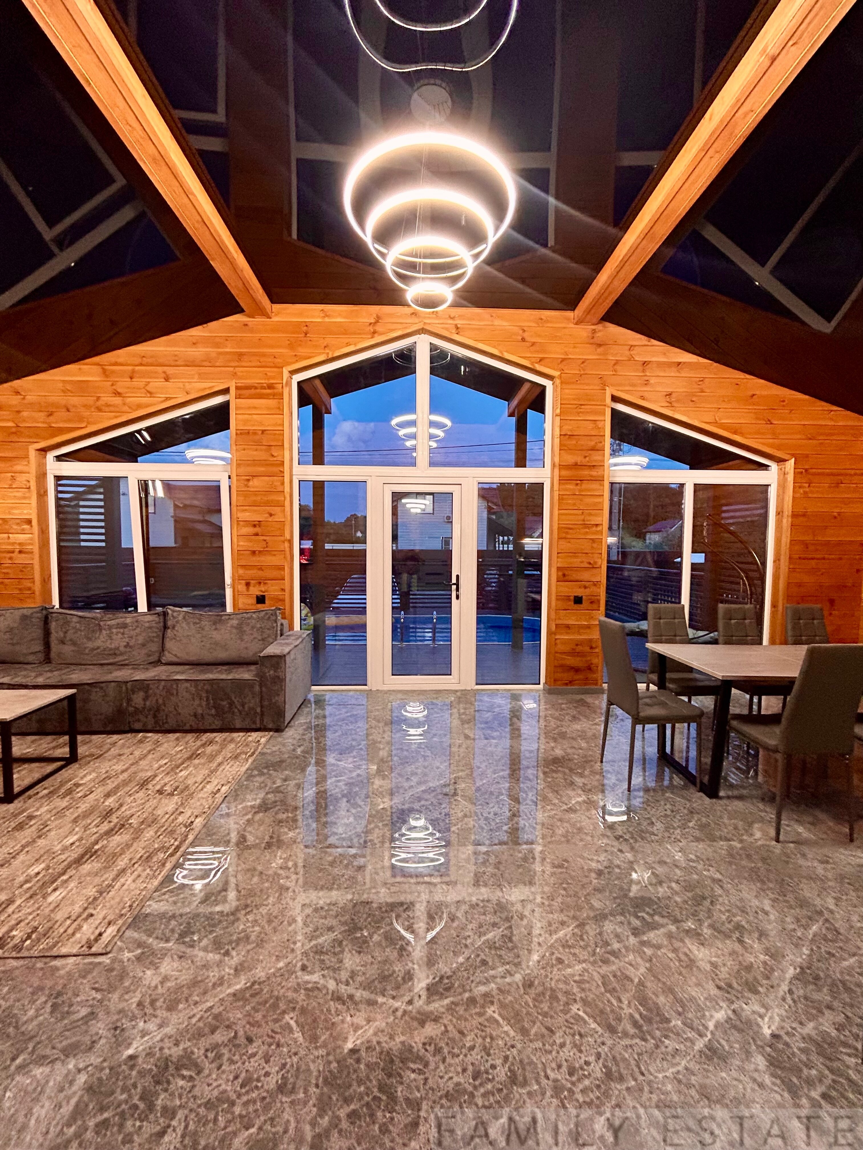 Фото Family-Estate