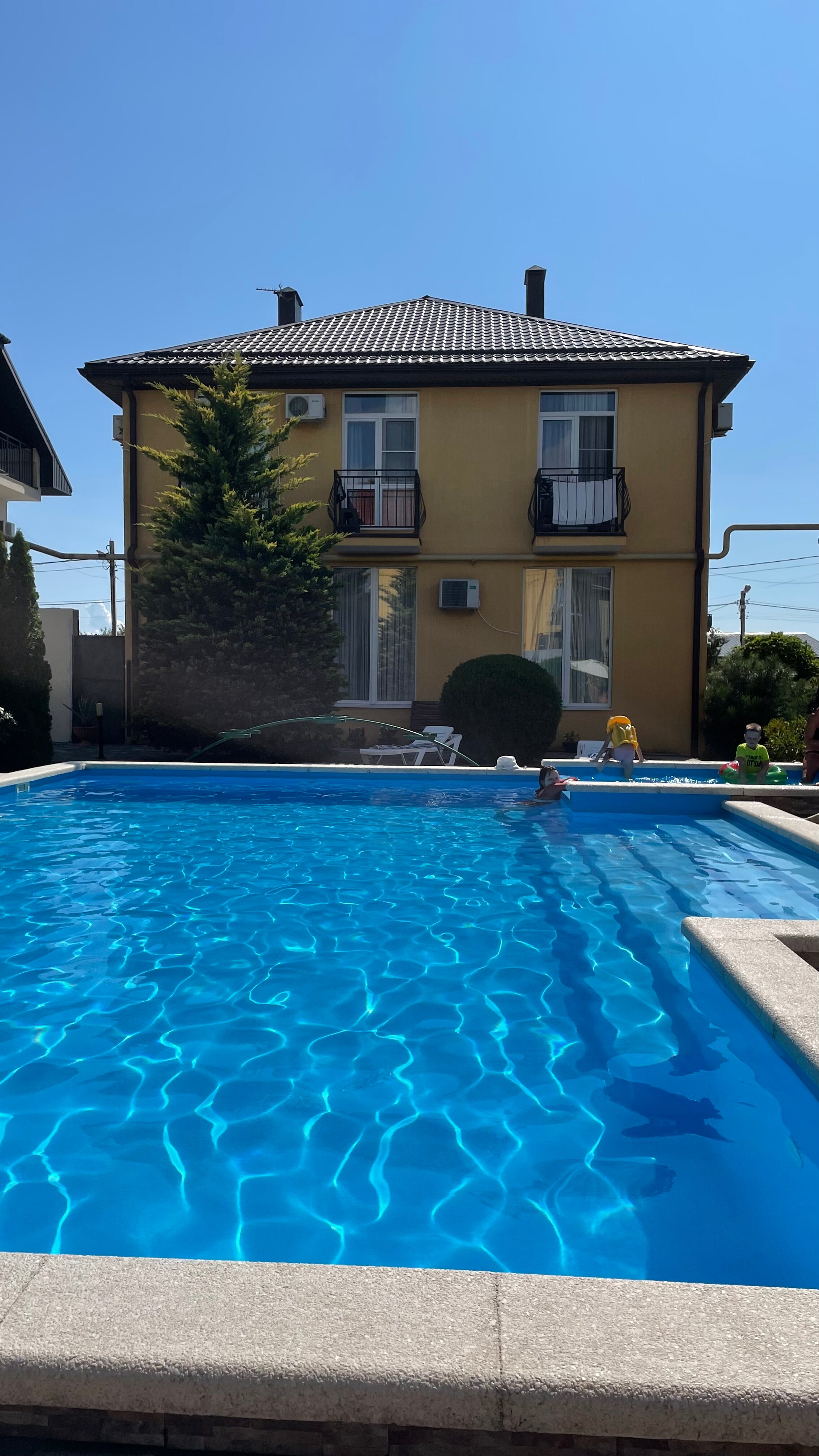 Фото Авалон