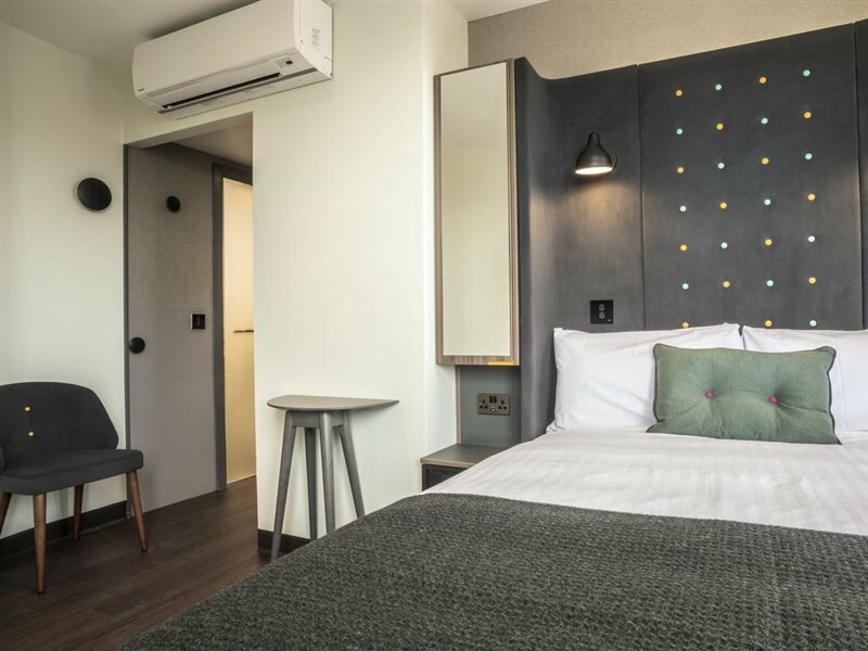 Фото Point A Hotel Edinburgh Haymarket