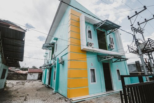 Гостиница RedDoorz near Politeknik Manado в Манадо