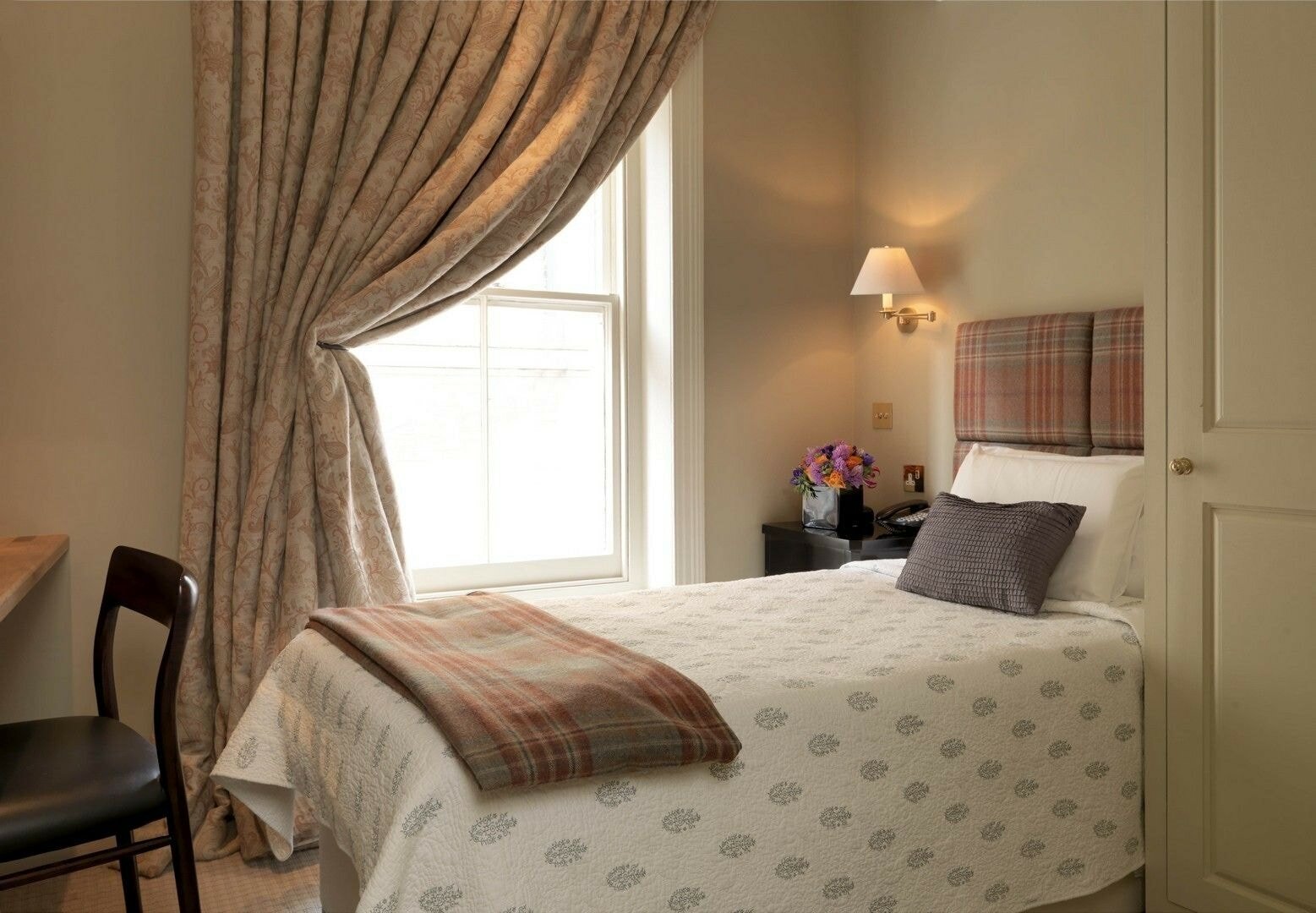 Фото The Fielding Hotel