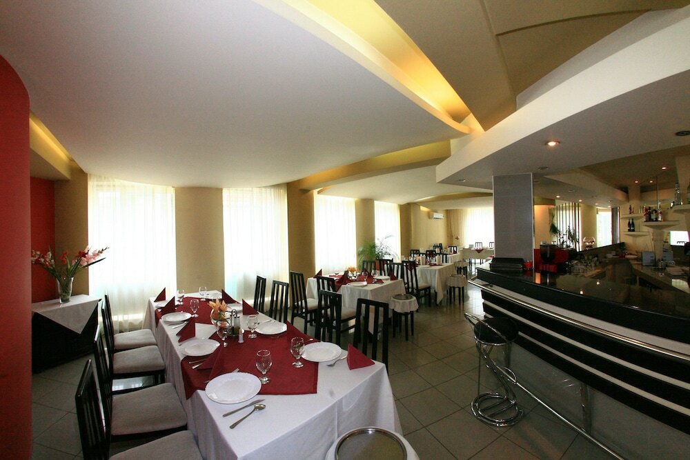 Фото President Hotel