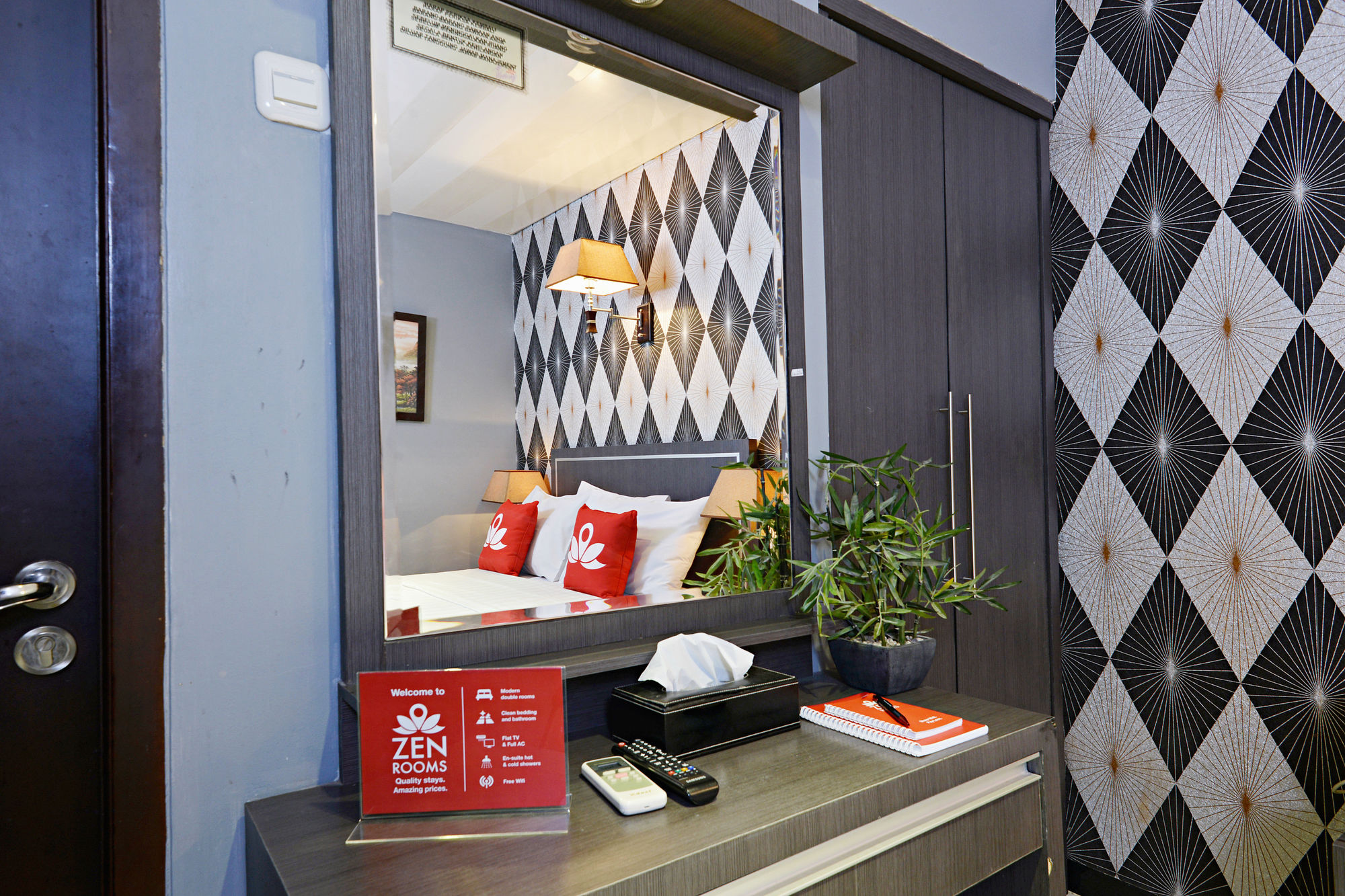 Фото Hotel Victory Bandung