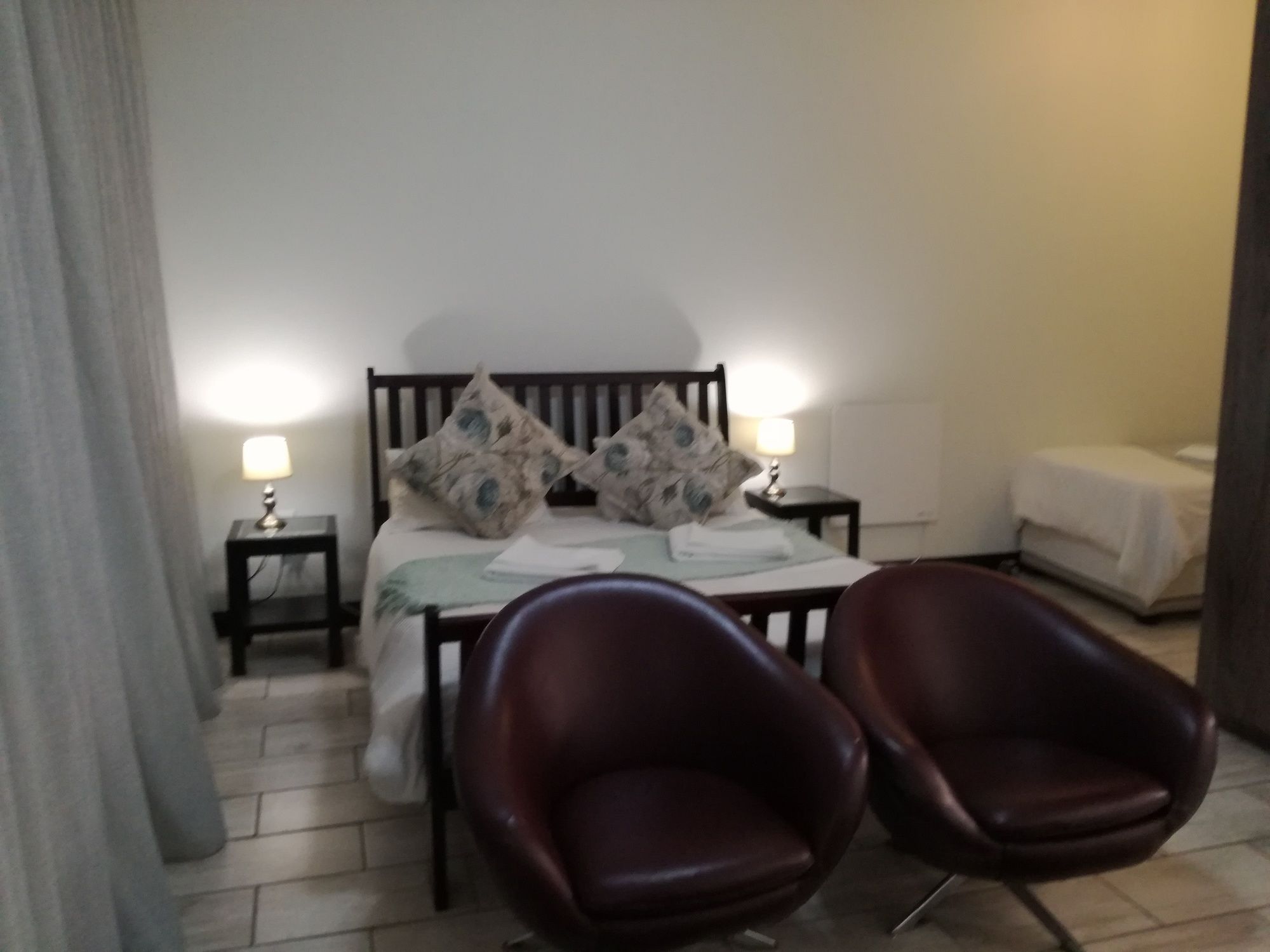 Фото 21 on Coetzee Guest House