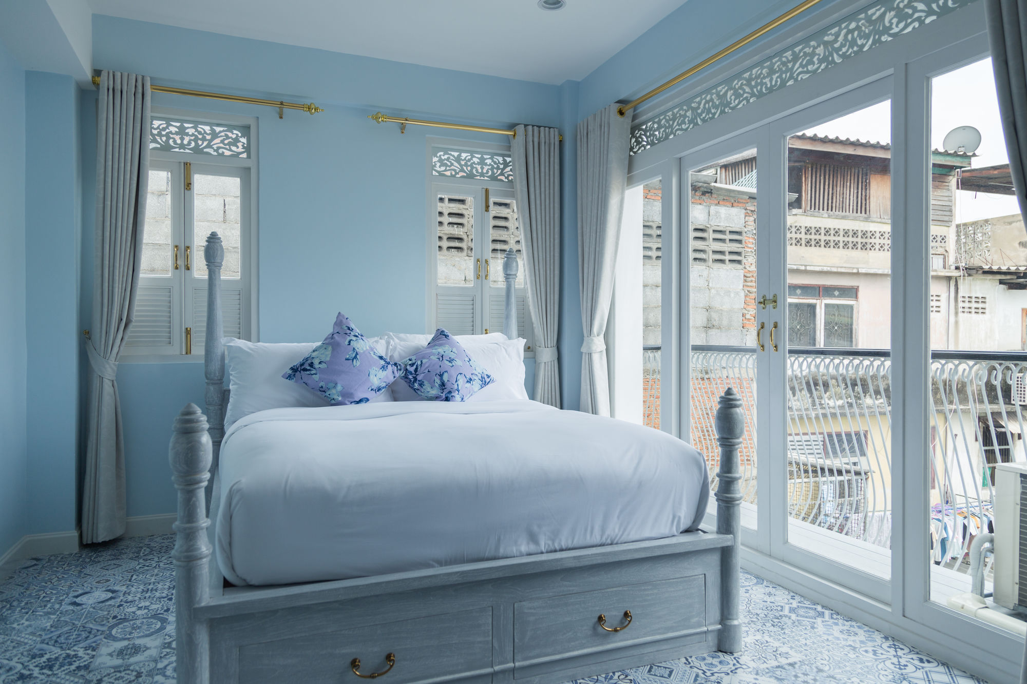 Фото отеля 3