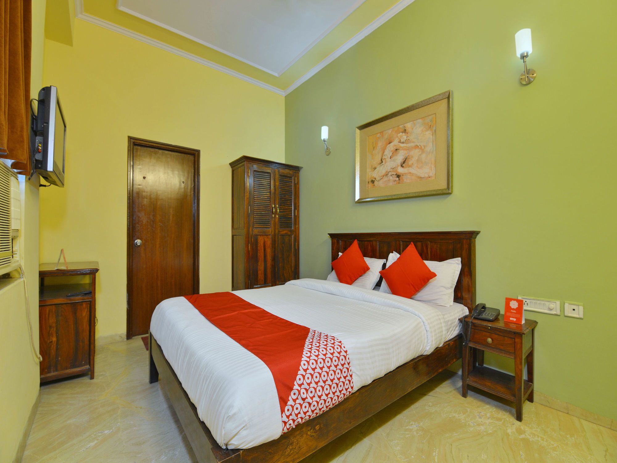 Фото Hotel Silver Plaza