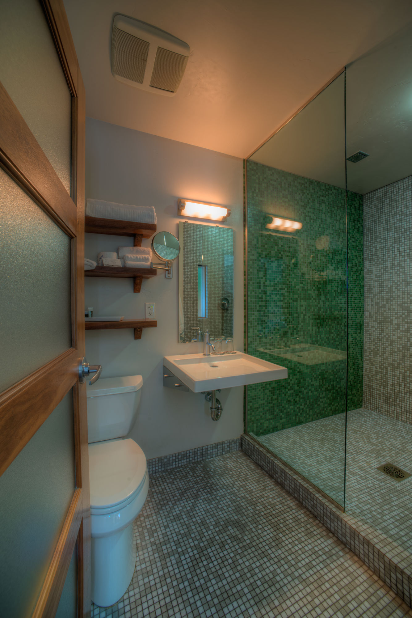 Фото Modern Hotel