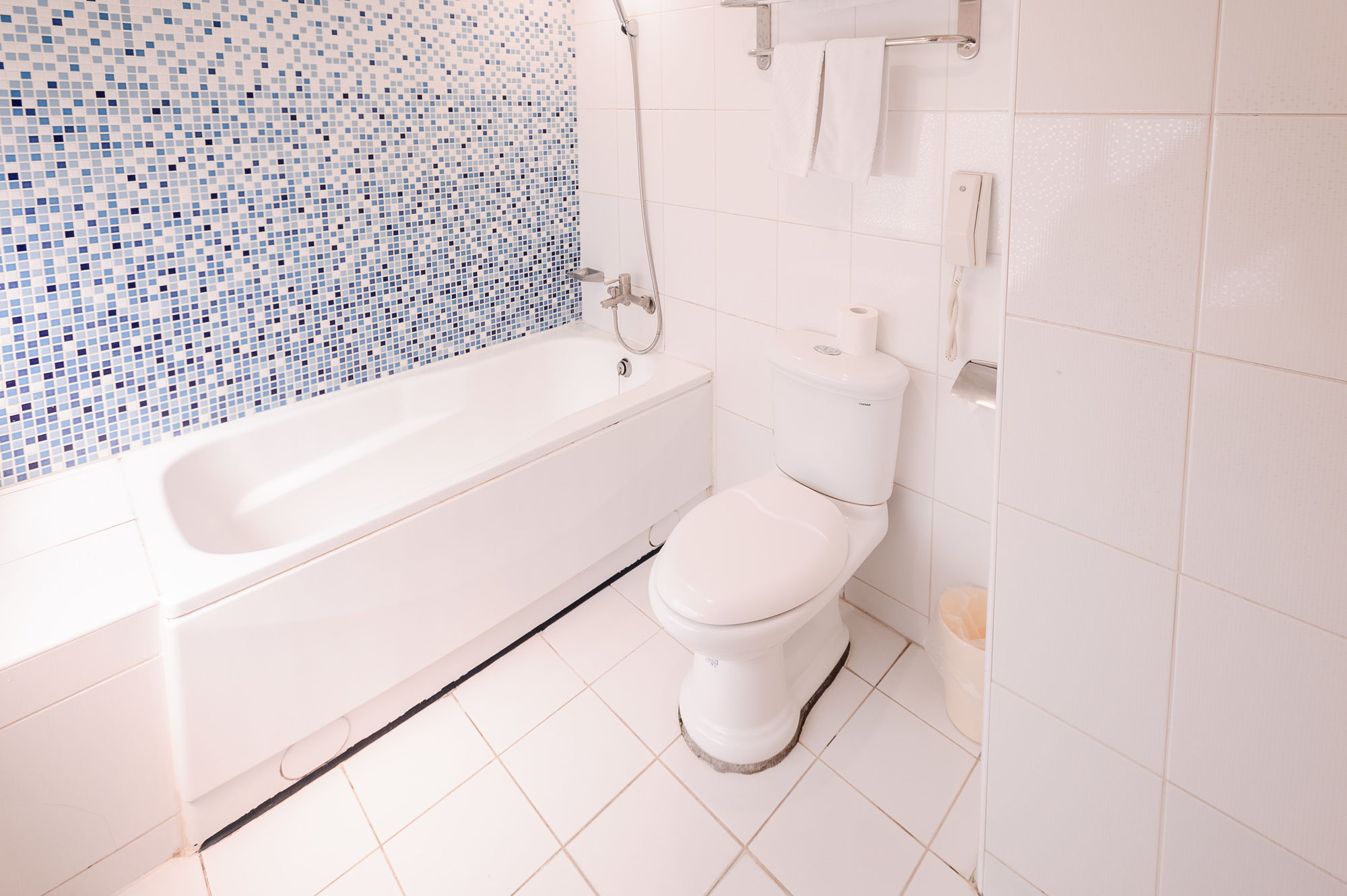 Фото Waugh Den Hotel