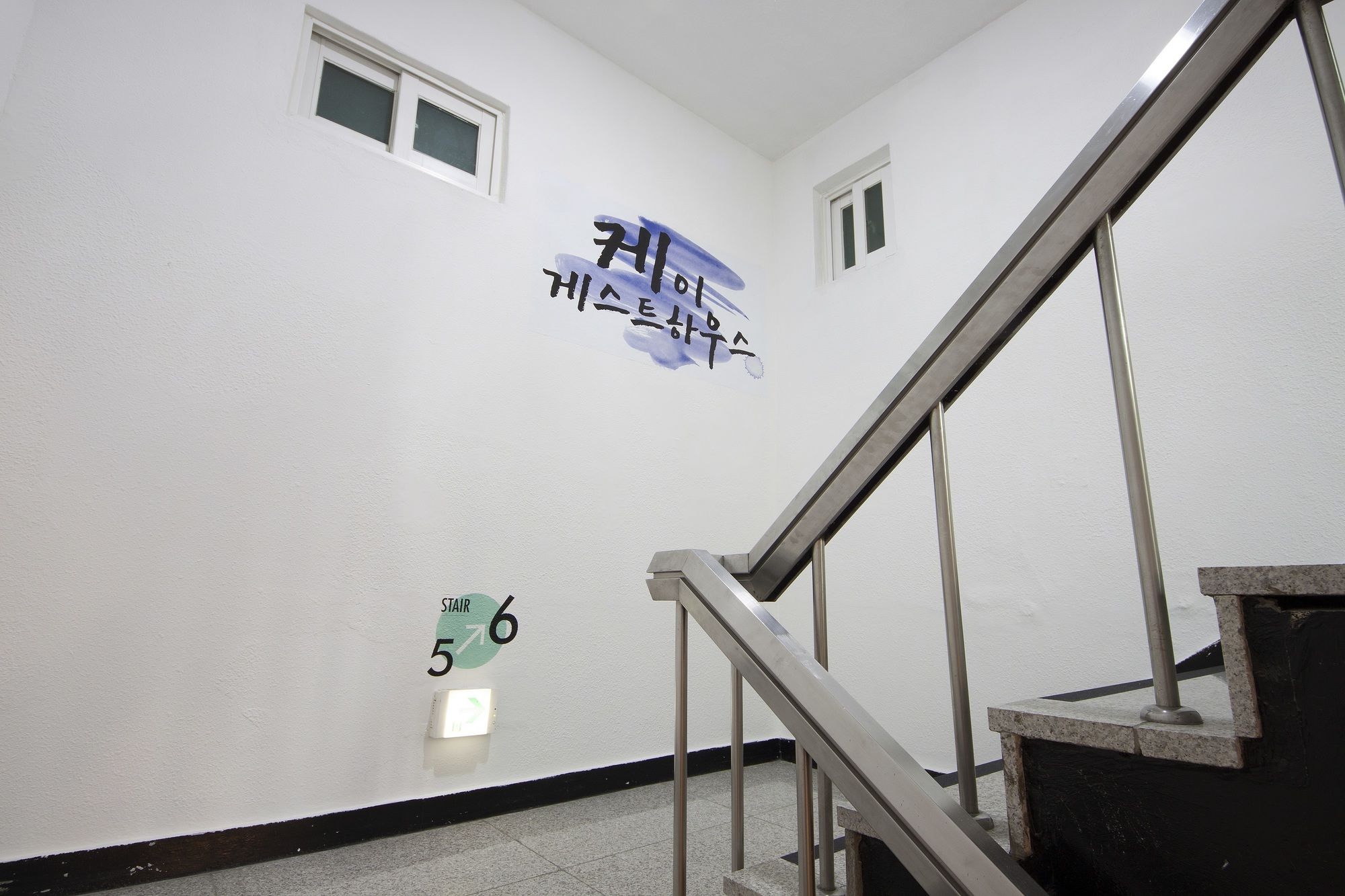 Фото K Guesthouse Dongdaemun 1
