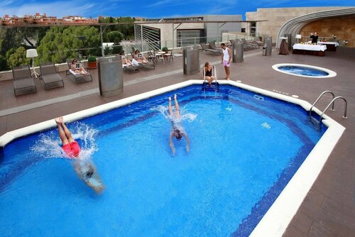 Гостиница Amura Alcobendas Hotel